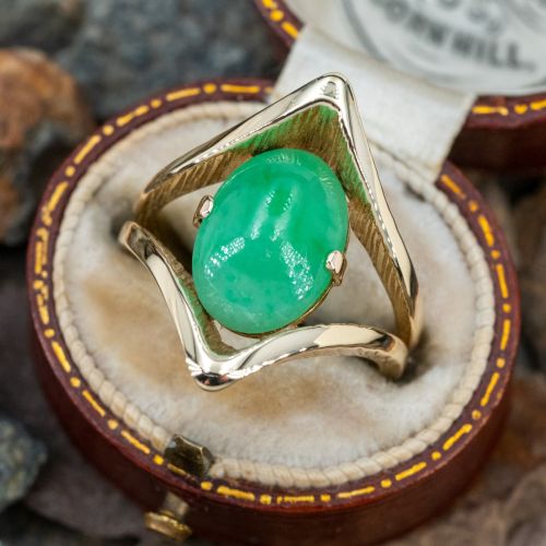 Awesome Oval Jadeite Jade Ring 14K Yellow Gold