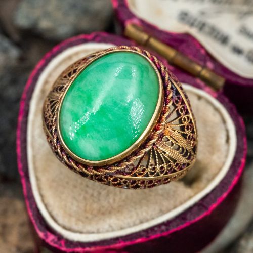 Traditional Filigree Vintage Jade Ring 14K Yellow Gold