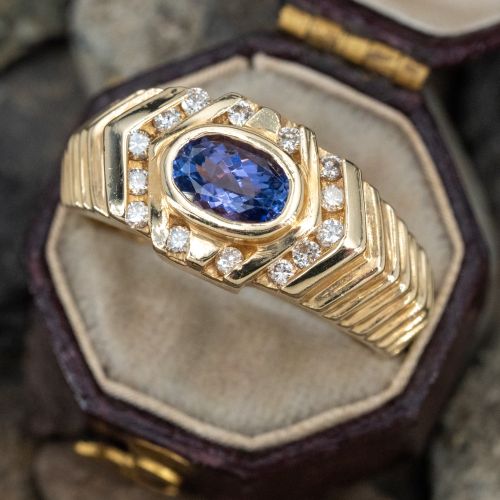 East-to-West Oval Tanzanite Ring 14K Yellow Gold