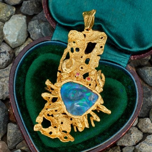 Spectacular Black Opal Crab Motif Pendant Necklace 18K Yellow Gold  