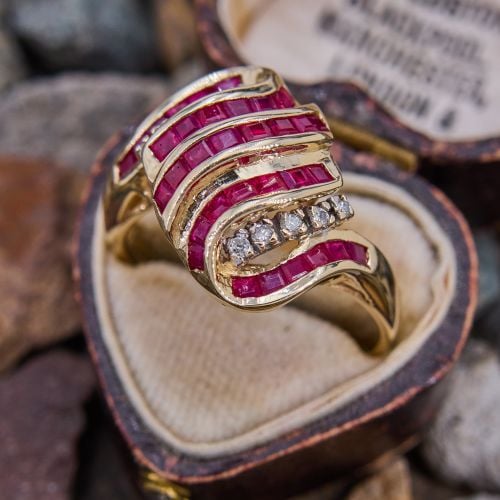 Ribbon Motif Ruby & Diamond Ring 14K Yellow Gold