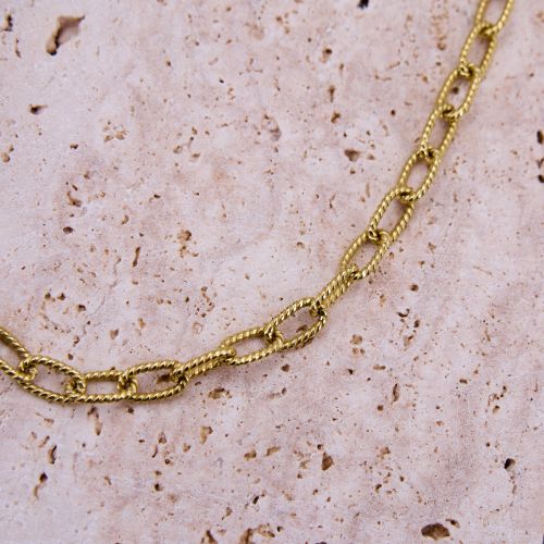 Charming Twisted Rope Oval Link Necklace 18K Yellow Gold 