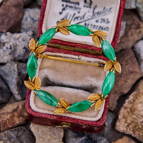 Jade Wreath Brooch Pin 14K Yellow Gold