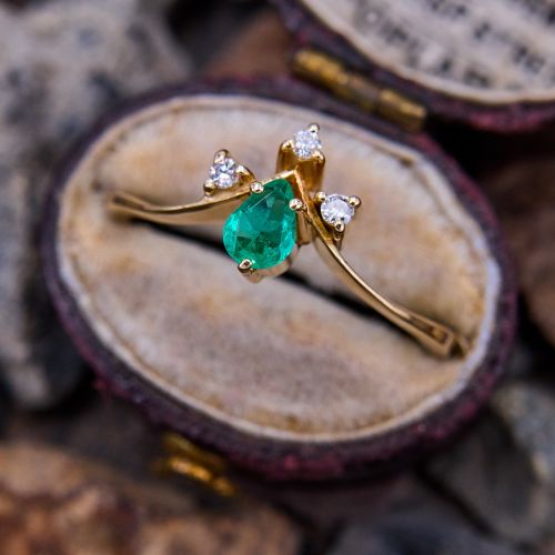 Pear Cut Emerald Ring w/ Diamonds 18K Yellow Gold