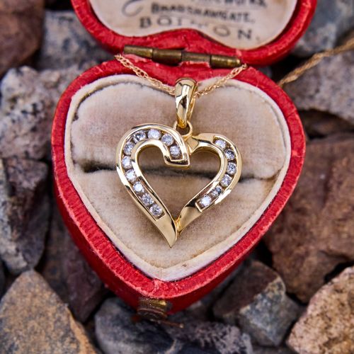 Sweet Diamond Heart Pendant Necklace 14K Yellow Gold