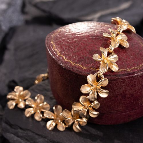 Na Hoku Plumeria Link Flower Bracelet 14K Yellow Gold