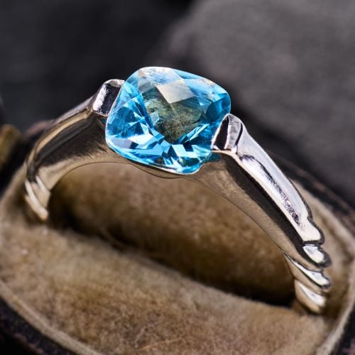 David Yurman Blue Topaz Swirl Shank Ring 18K White Gold