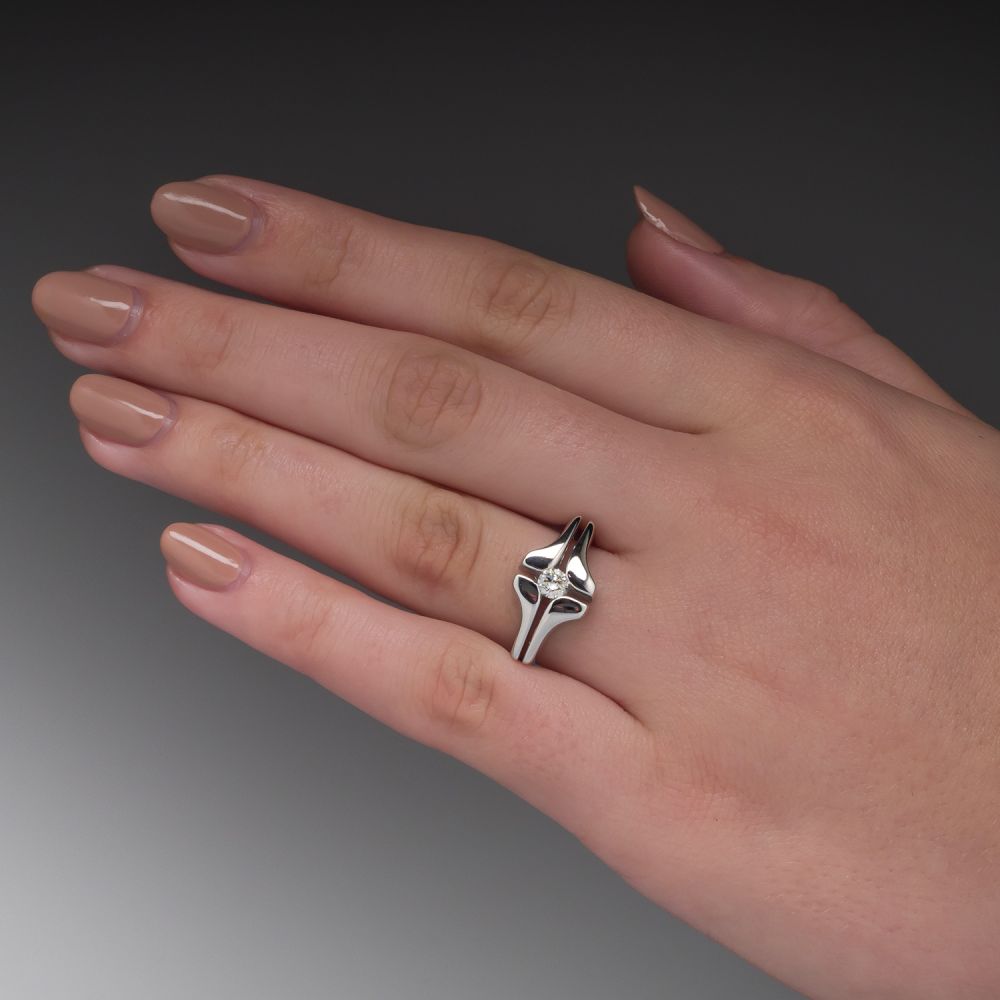 Unique Italian Cross Motif Diamond Ring 14K White Gold .25Ct I/VVS2