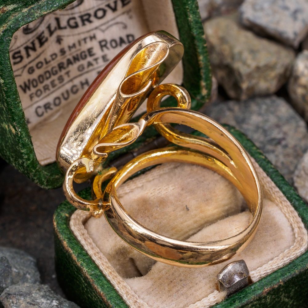 Oxblood Jade Saddle Unique Ring 14K Yellow Gold