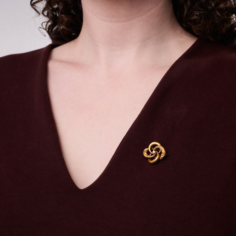 gold brooch pin for dress Retro 3 Dimensional Boucheron Ruby Brooch Pin Dress Clip