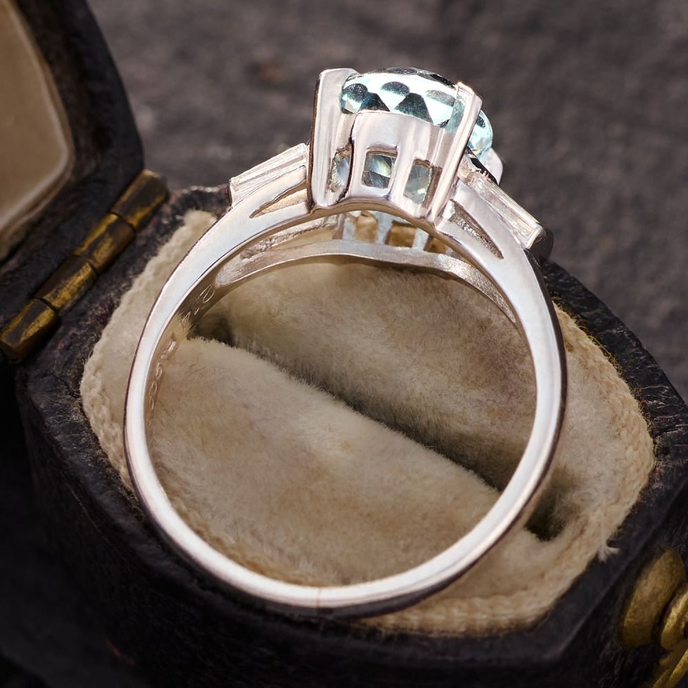 Oval Aquamarine Ring w/ Baguette Diamonds Platinum