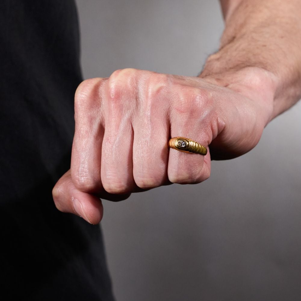 Men's Oval Brilliant Cut Diamond Ring in 18K Yellow Gold