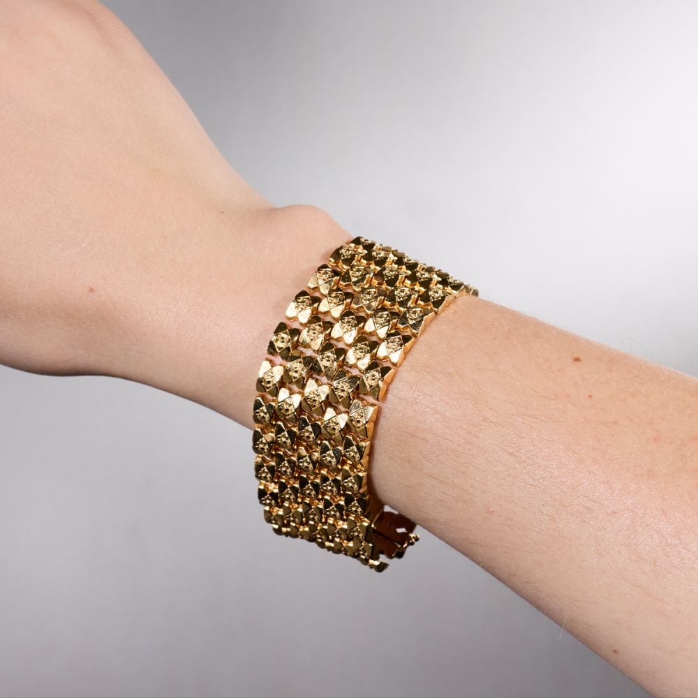 Wide Textured Link Bracelet in 18K Yellow Gold
