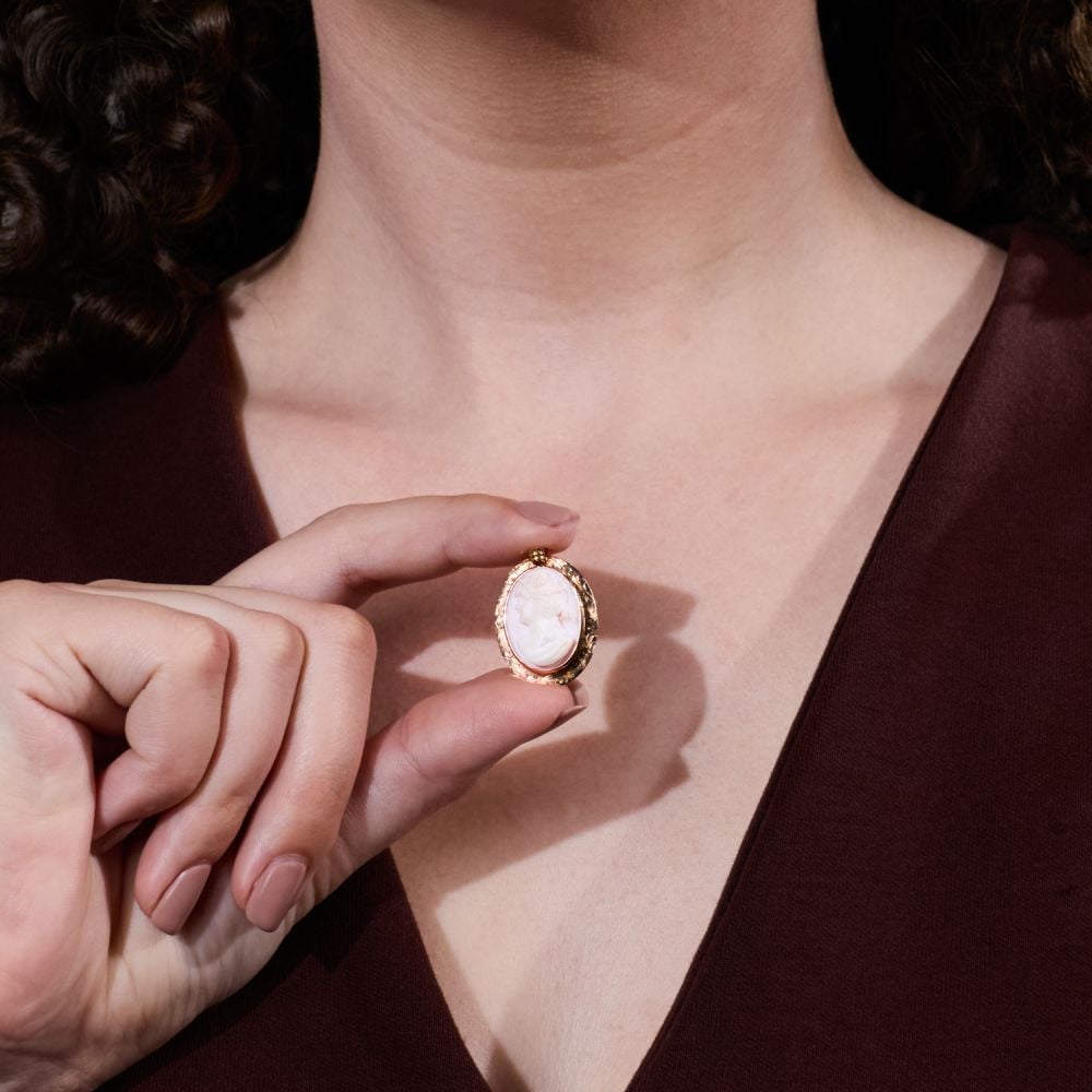 Final Sale: Antique Cameo Pendant Rosy Yellow Gold