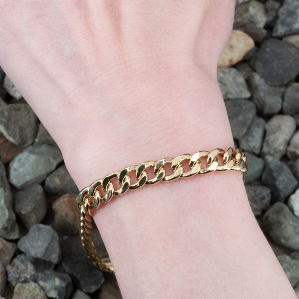 Semi-Hollow Flat Curb Link Bracelet 14K Yellow Gold 8.25 Inches