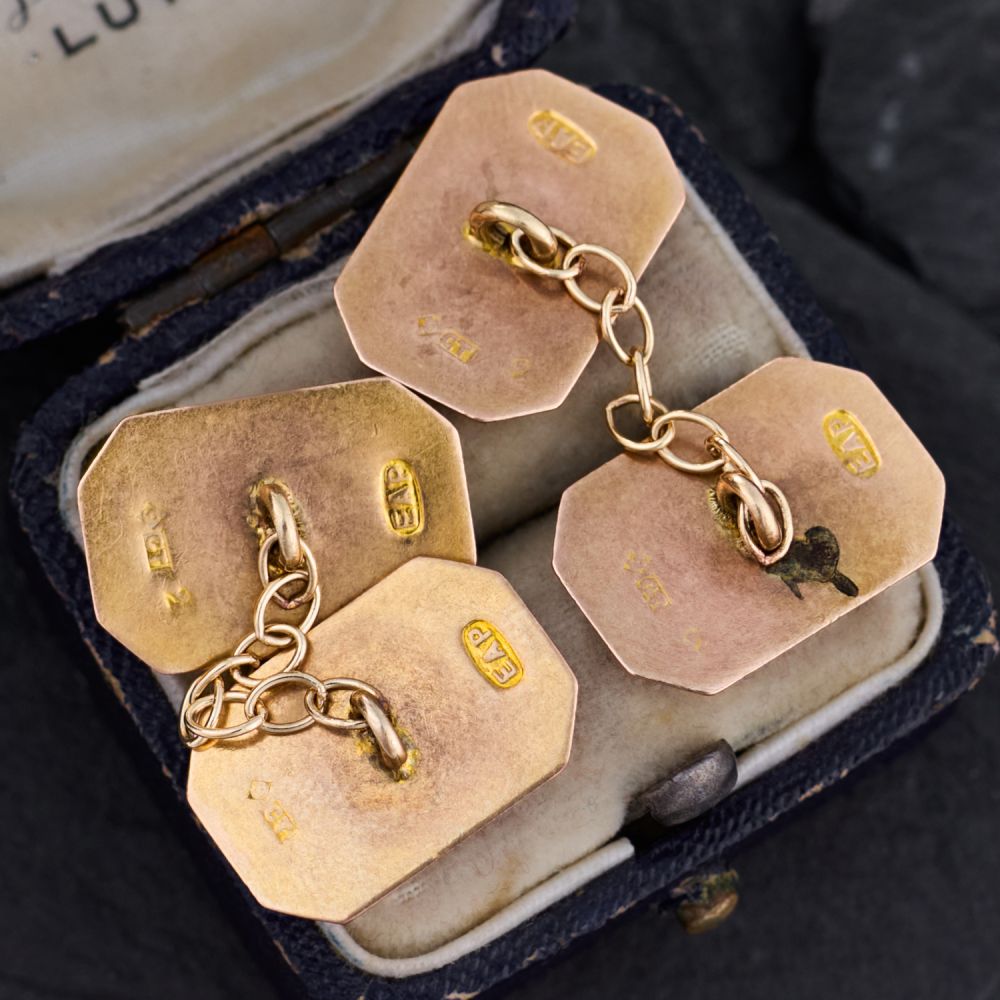 Antique Engraved Cufflinks in 9K Yellow Gold