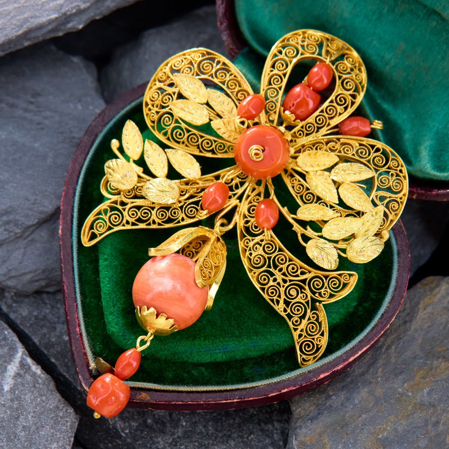 Elegant Gold and Coral Brooch 93446a.jpg main image 3