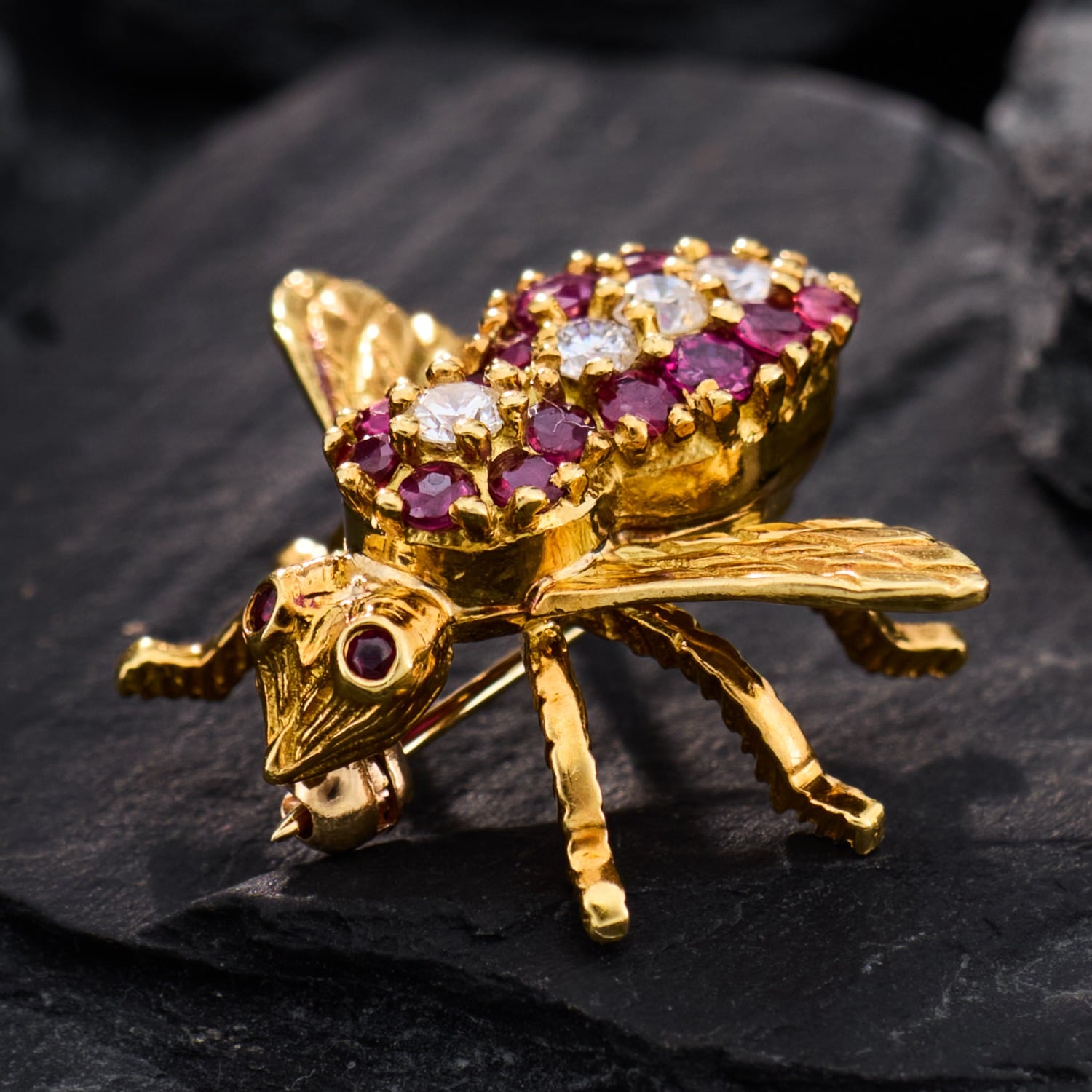 Gemma J Orecchini A Perno Ape In Oro Rosa Con Zirconi Cubici - Borchie A Forma Di Ape, 9x8mm