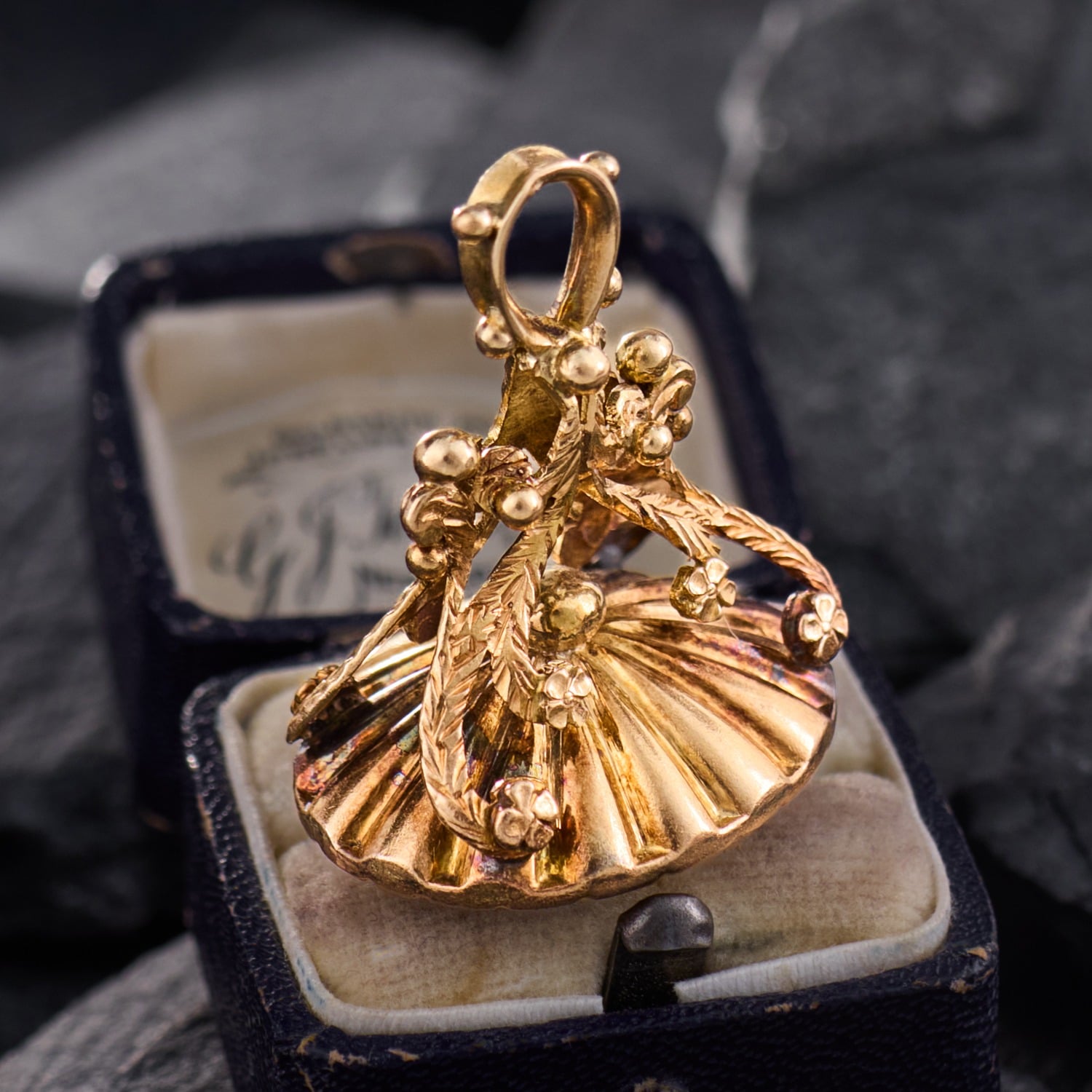 Antique Agate Intaglio Fob Pendant 18K Yellow Gold