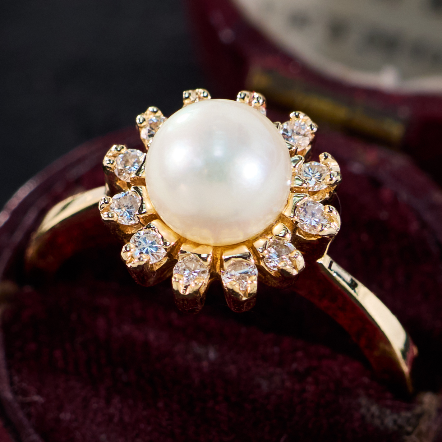 Ru.アクセサリーteraさま Pearl Ring with Diamond Halo 14K Yellow Gold