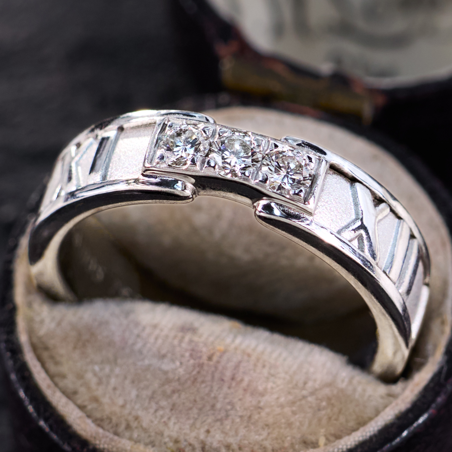 1995 Tiffany & Co. Diamond Atlas Collection Ring 18K White Gold Size 6