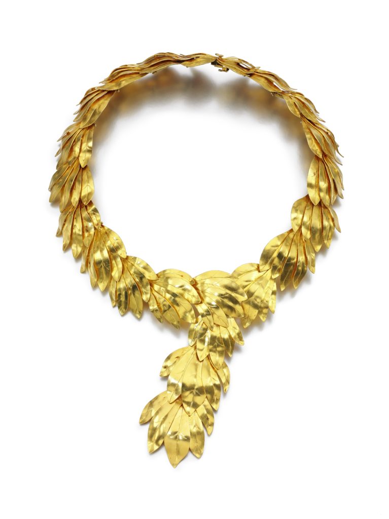 Zolotas articulated gold bay leaves necklace