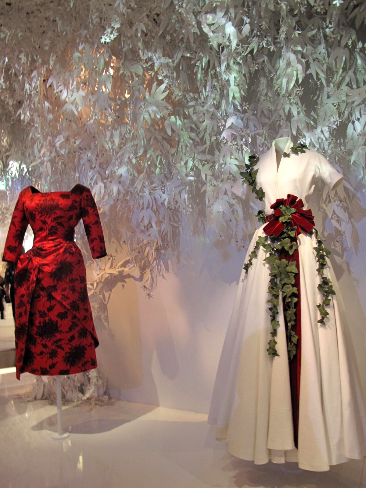 ontploffen Plaatsen Discipline Christian Dior: Designer of Dreams' Exhibition | EraGem Exhibition News -  EraGem Post