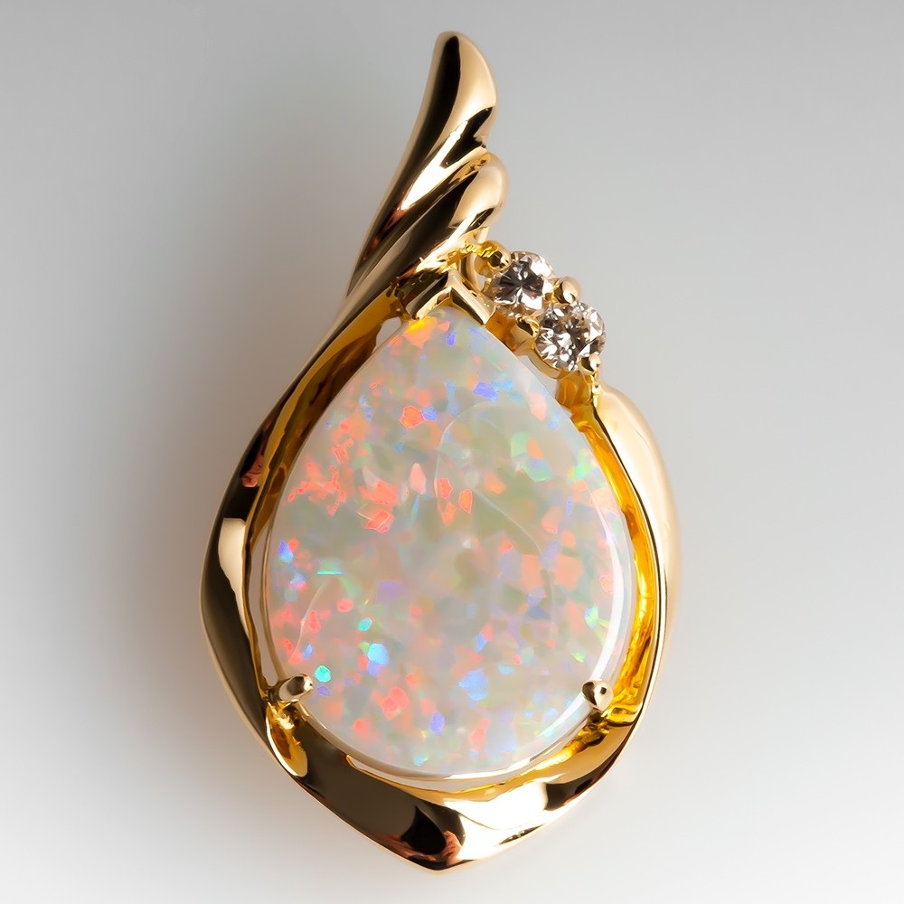 Pearly anmodning Ekspert White Opal Meaning & Symbolism | EraGem Post Birthstone Series - EraGem Post